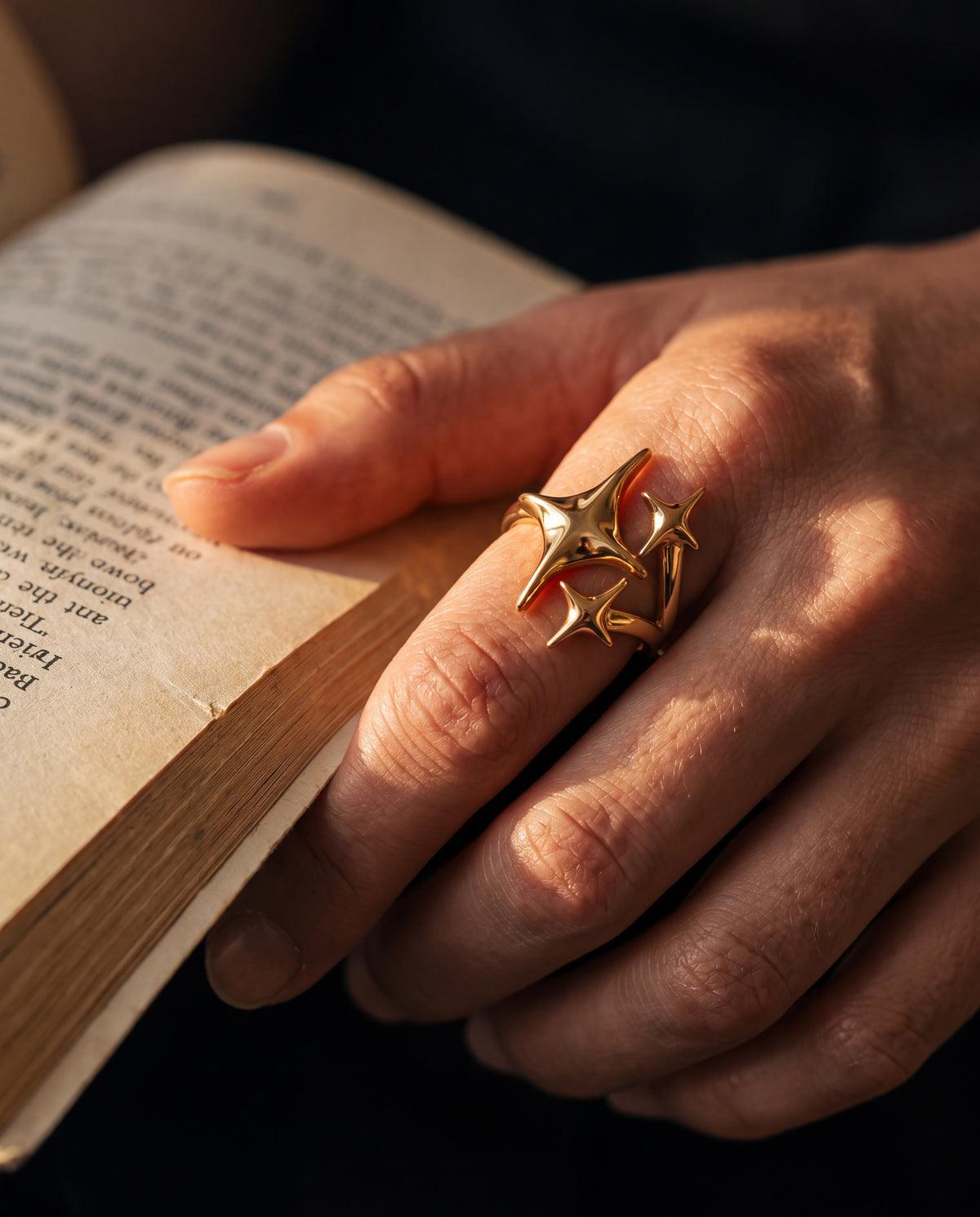 Astra Ring Gold